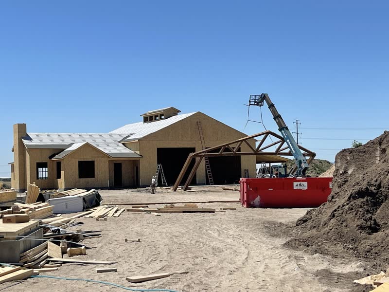 Commercial Building — Steel truss set
